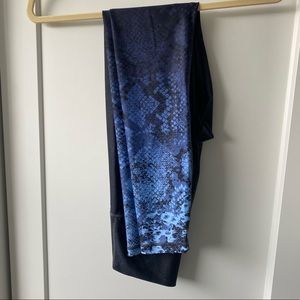 Carbon38 Snake Print Set